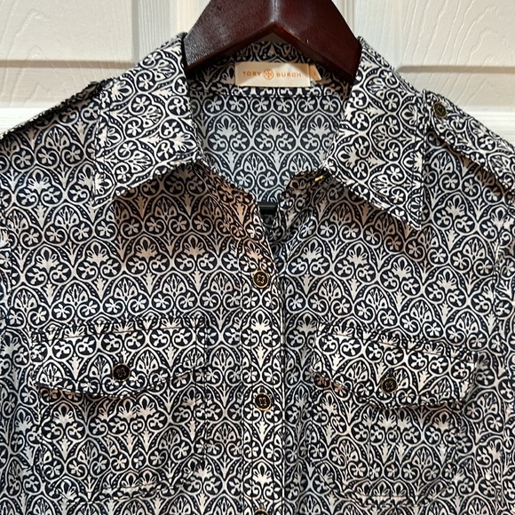 Tory Burch Tops - Tory Burch navy blue/white button down blouse size 2